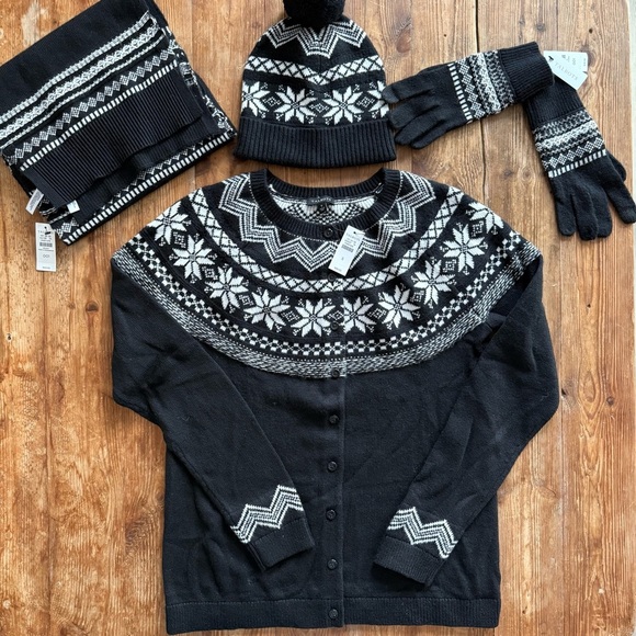 Talbots Women's Merry Fair Isle Scarf‎ Black/White 6' x 10" NWT - Picture 4 of 5